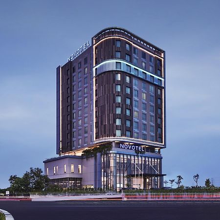 Novotel Karawang Dış mekan fotoğraf